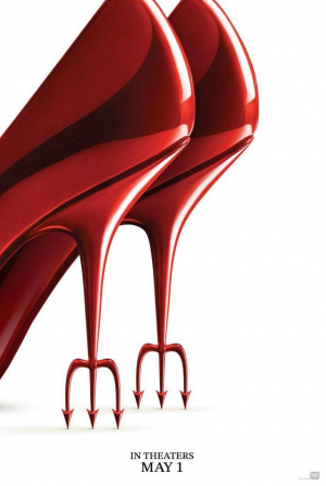 кадр из фильма Дьявол носит Prada 2