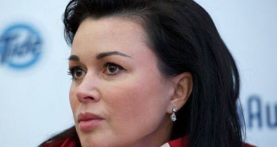 Ей тяжело говорить: подробности состояния Заворотнюк