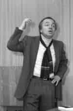 Их XX век Андрей Вознесенский кадр из фильма