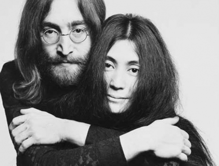 Муза, которая разрушила The Beatles: история Йоко Оно и ее влияние на Джона Леннона