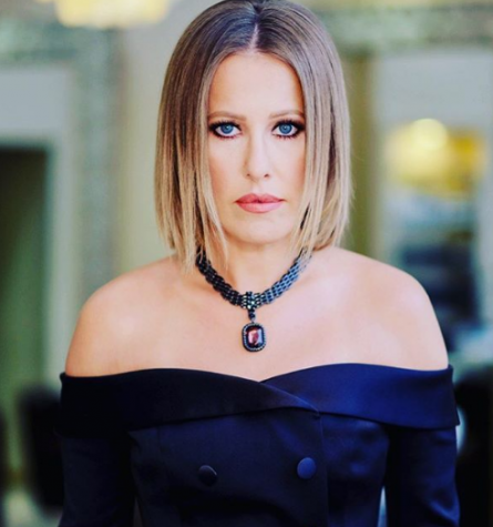 Ошеломляющий взгляд на маму и старшую сестру Ксении Собчак: узнайте все о них