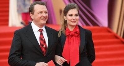Марат Башаров впервые вышел на люди с женой после скандала