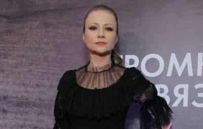 Мария Миронова, Резо Гигинеишвили, Надежда Оболенцева и другие звезды оценили новый фильм Громкая связь