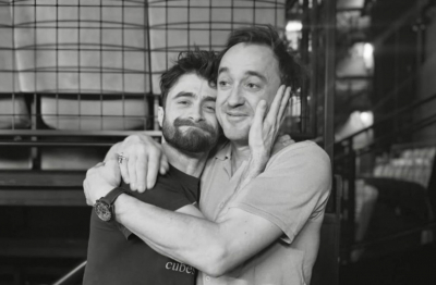 Том Фелтон и Дэниэл Рэдклифф в кадре: душевные фото от метлы до Бродвея