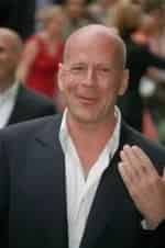 Посмотри, кто еще говорит кадр из фильма