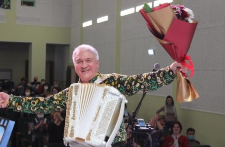 Баянист без баяна: жизнь Валерия Сёмина после расставания с Еленой Василек