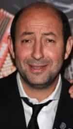 Служить и защищать кадр из фильма