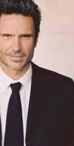 Смертоносный рой кадр из фильма