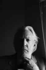 Столпы земли кадр из фильма