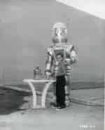 Таракан-робот кадр из фильма