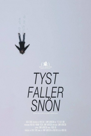 кадр из фильма Тихо падает снег