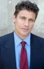 В бегах кадр из фильма