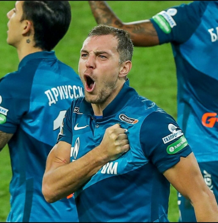 Дети Артема Дзюбы: их имена, кто матери и кто папа, что они общего с известным футболистом?