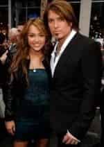 Ханна Монтана в кино кадр из фильма