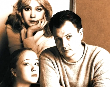 Юрий Мороз и Виктория Исакова: секрет успеха - как молодая актриса завоевала сердце известного режиссера, ставшего ее падчерицей