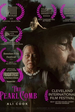 кадр из фильма Жемчужный гребень