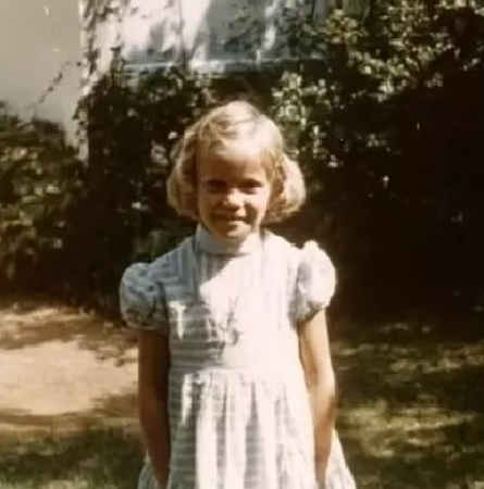 Секреты молодости Брижит Макрон: взгляд жены президента Франции на собственную юность